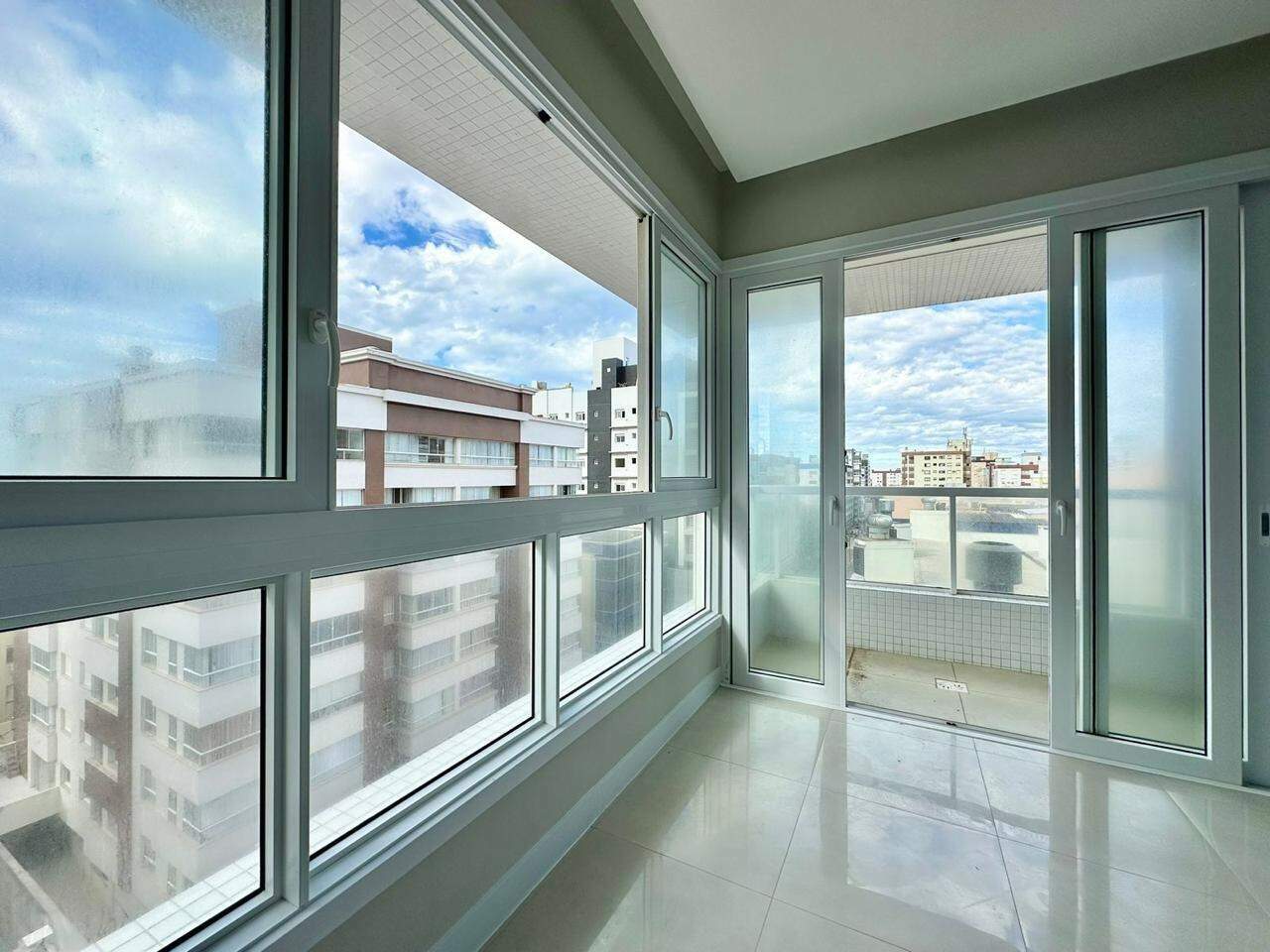 Apartamento à venda no Zona Nova: 