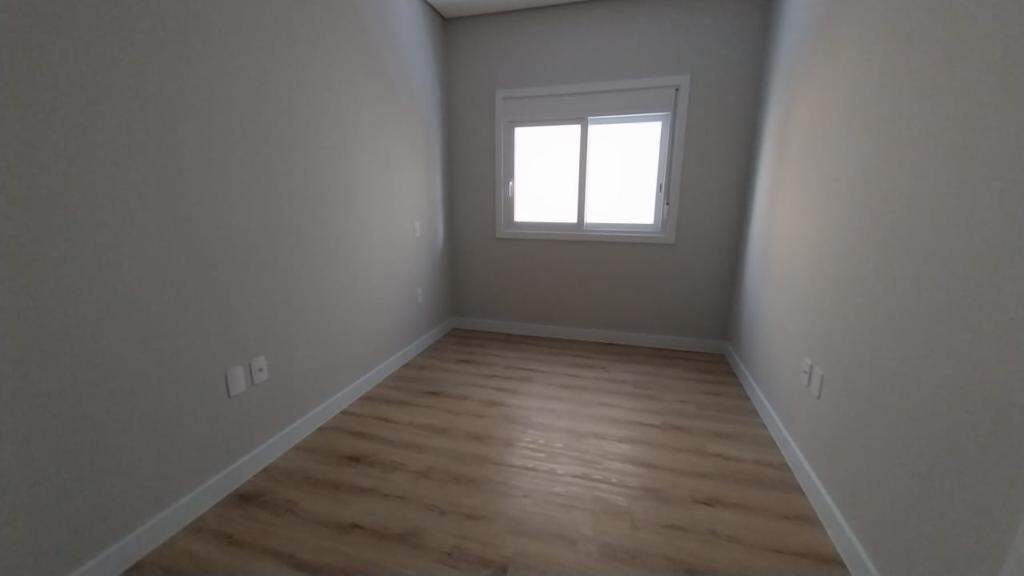 Apartamento à venda no Zona Nova: 