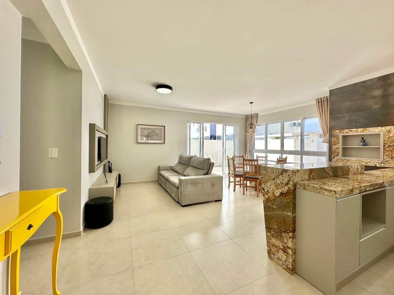 Apartamento à venda no Navegantes: 