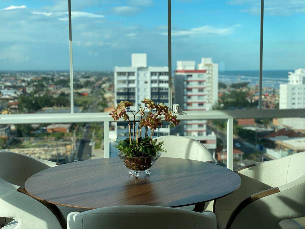 Apartamento à venda no Zona Nova: 