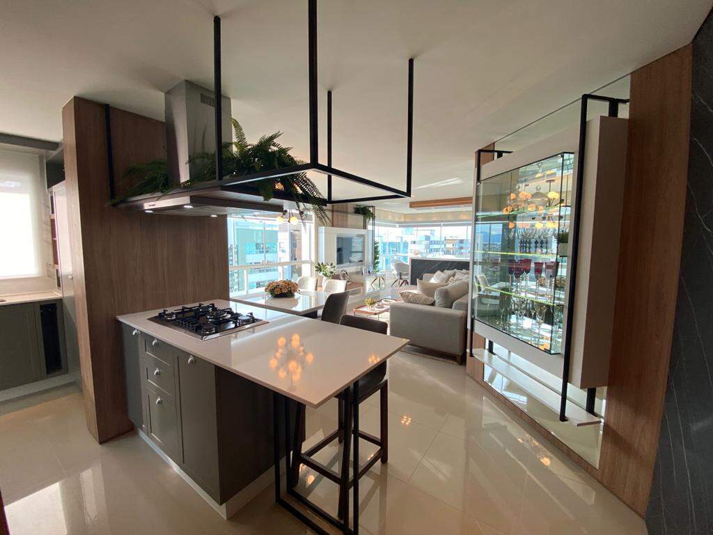 Apartamento à venda no Zona Nova: 