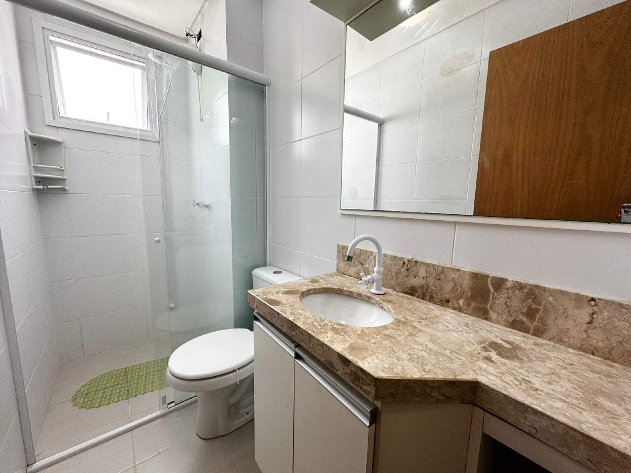 Apartamento à venda no Zona Nova: 