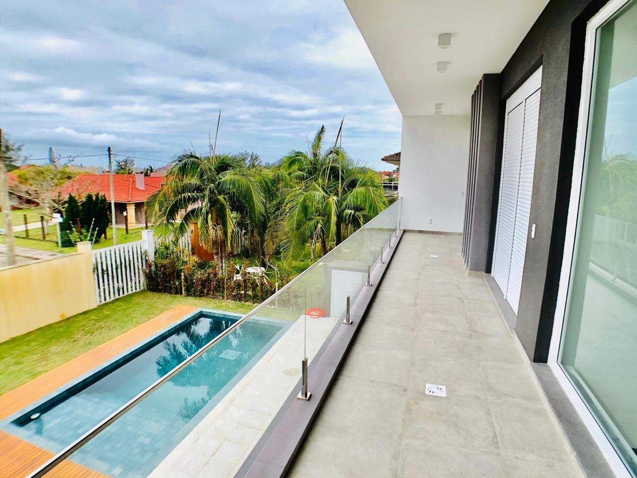 Casa em Condomínio à venda no La Plage: 