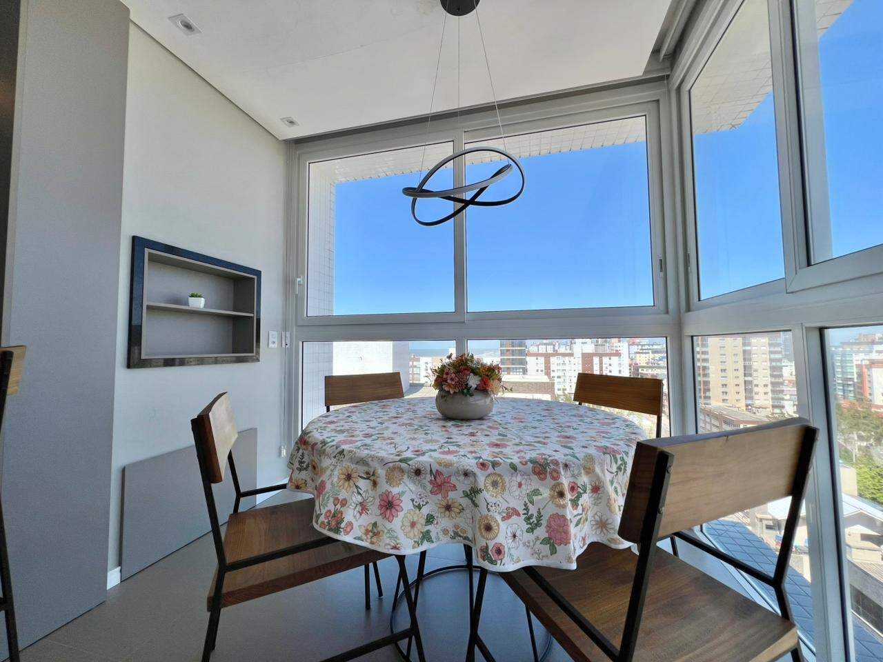 Apartamento à venda no Zona Nova: 