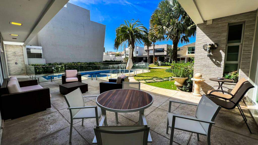 Casa em Condomínio à venda no Condado de Capão : 