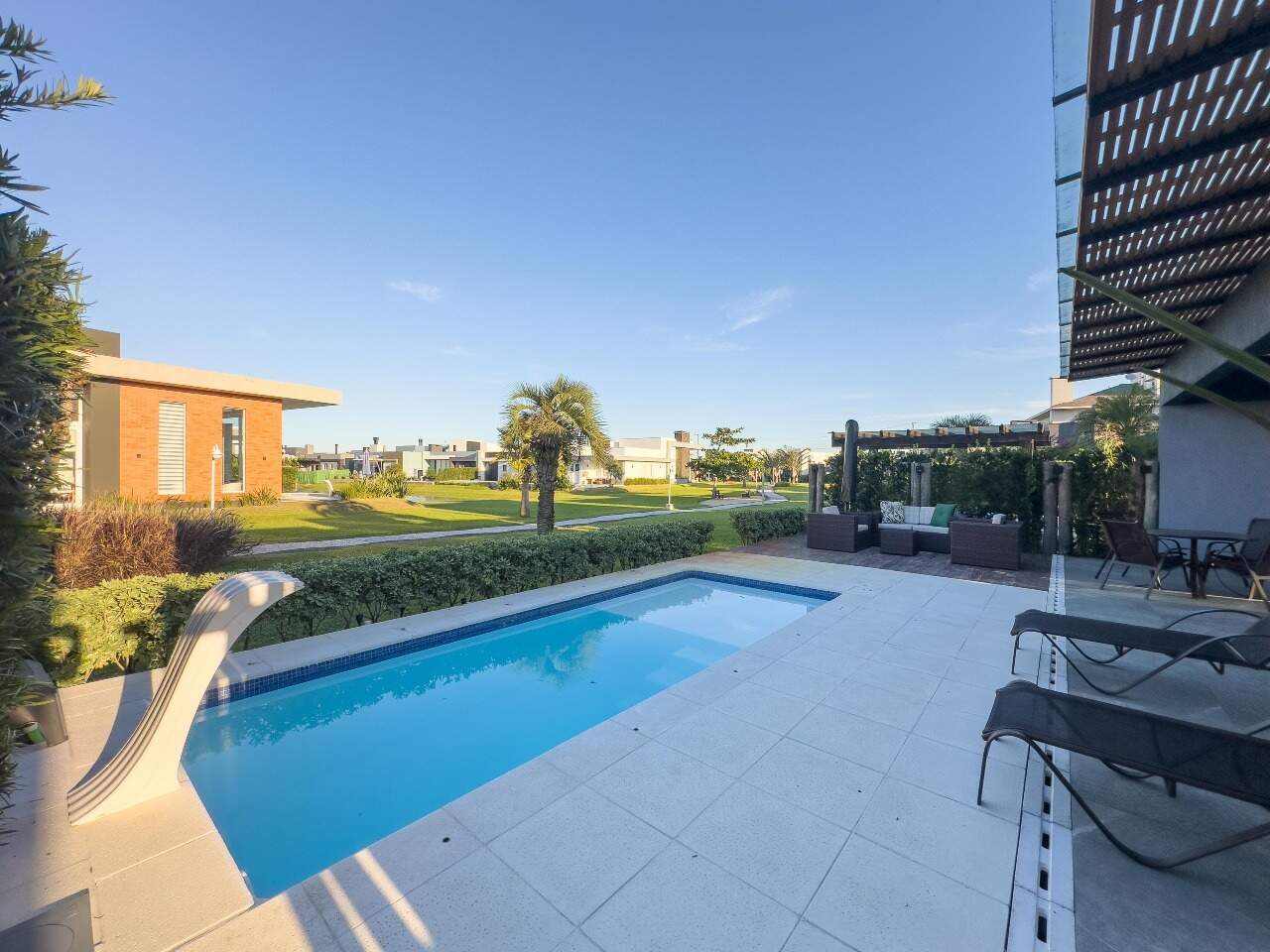 Casa em Condomínio à venda no Condominio Riviera: 