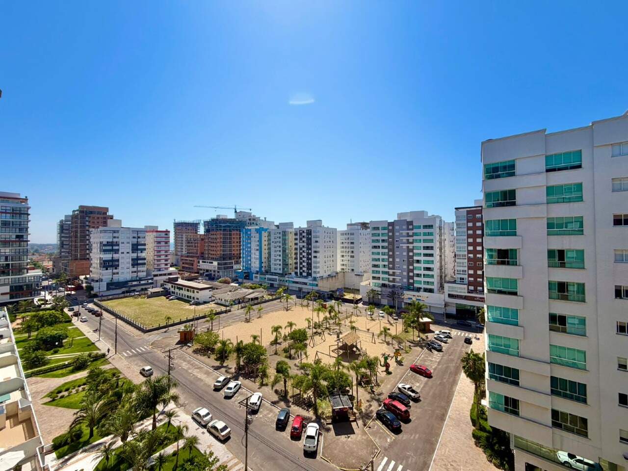 Apartamento à venda no Zona Nova: 
