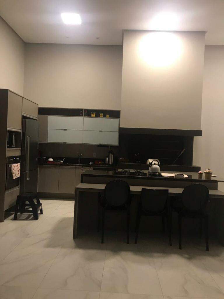 Casa em Condomínio à venda no Costa Serena: 
