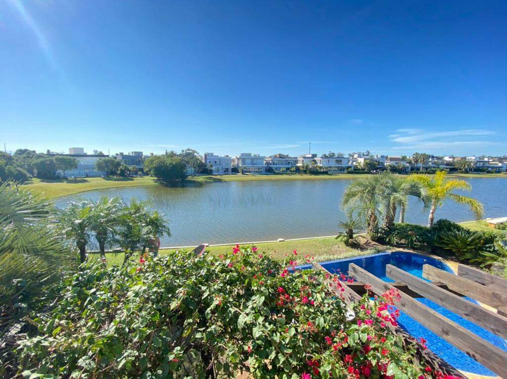 Casa em Condomínio à venda no Atlantida: 
