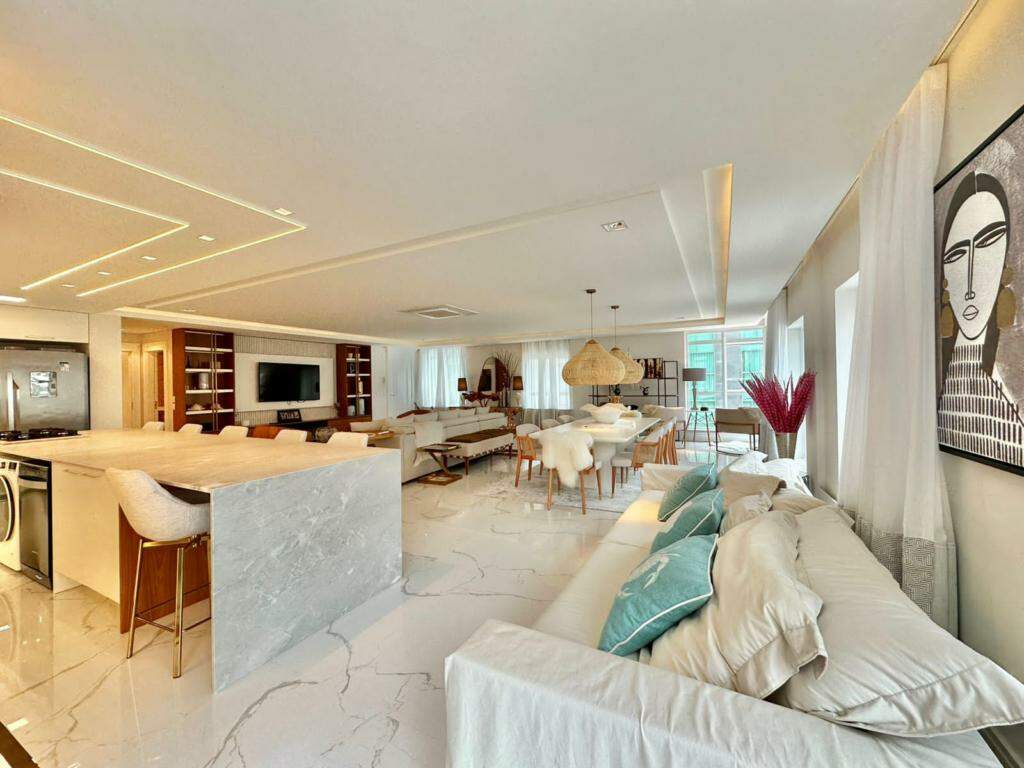 Apartamento à venda no Navegantes: 