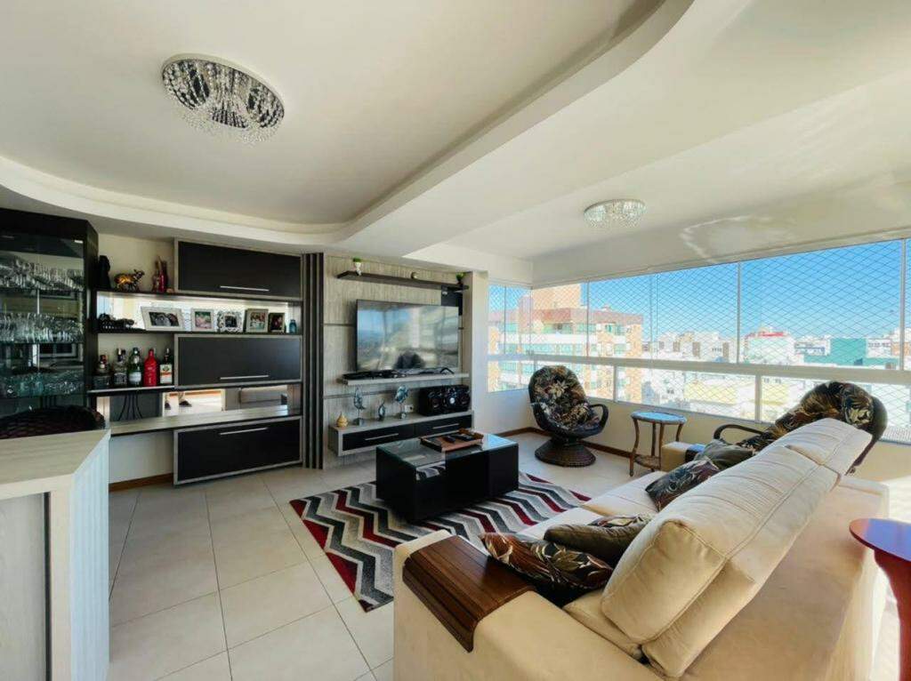 Apartamento à venda no Zona Nova: 
