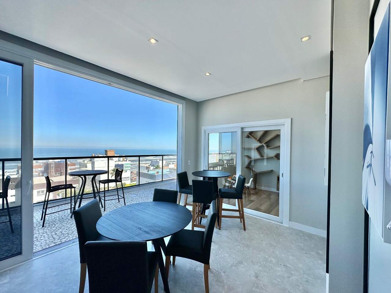 Apartamento à venda no Navegantes: 