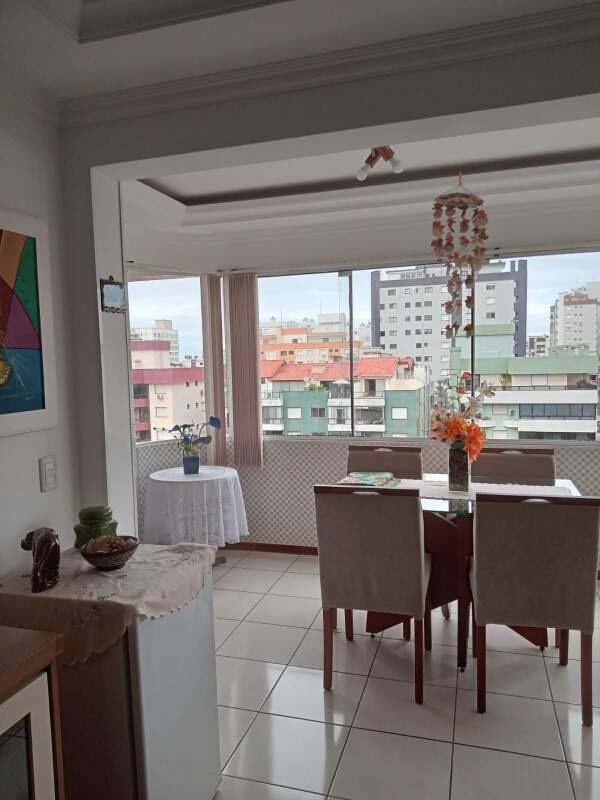 Apartamento à venda no Zona Nova: 