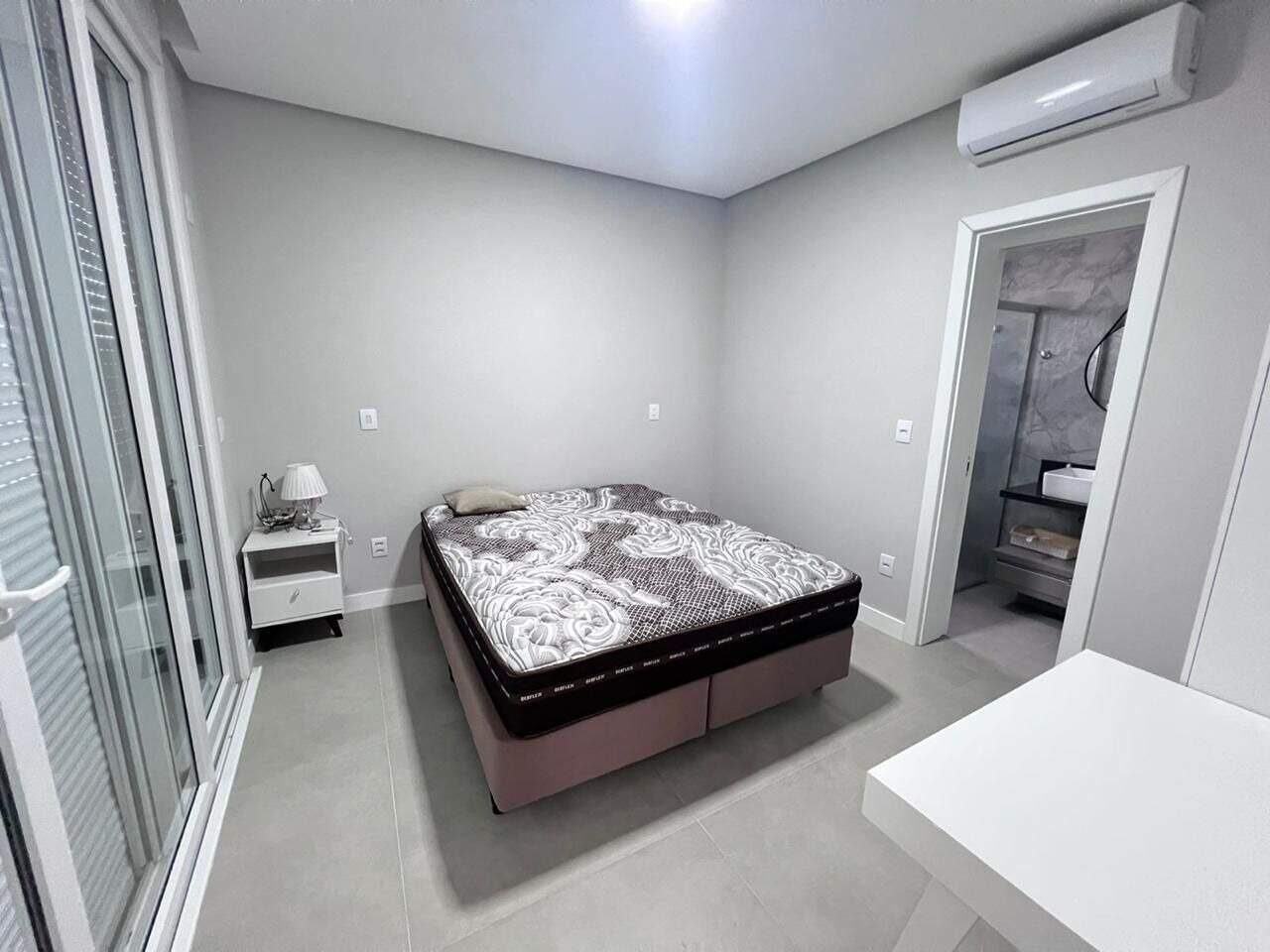 Casa em Condomínio à venda no Santorini Parque: 