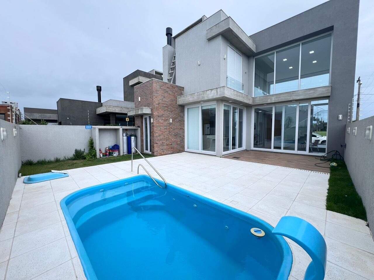 Casa em Condomínio à venda no Santorini Parque: 