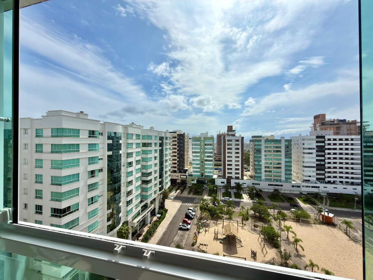 Apartamento à venda no Zona Nova: 