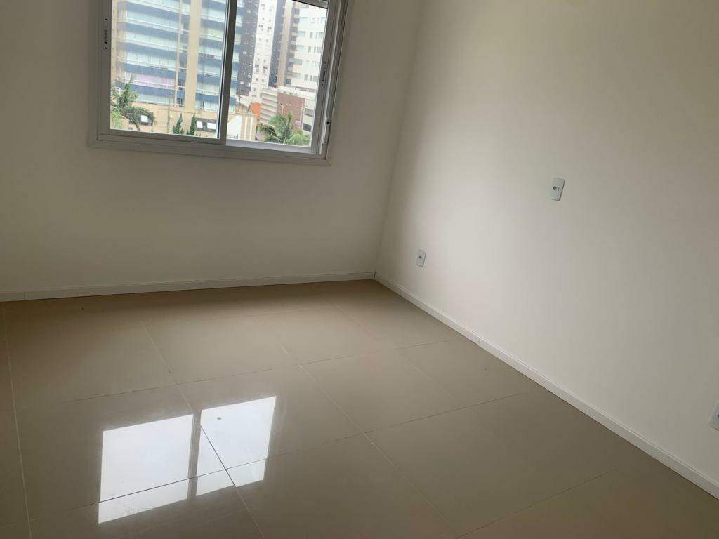 Apartamento à venda no Navegantes: 