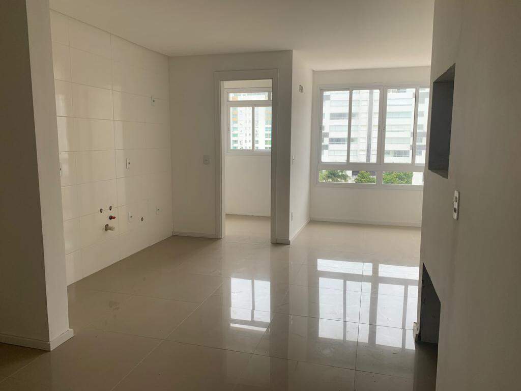 Apartamento à venda no Navegantes: 