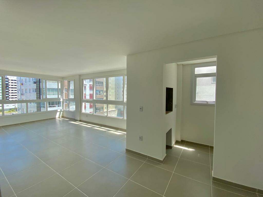Apartamento à venda no Zona Nova: 