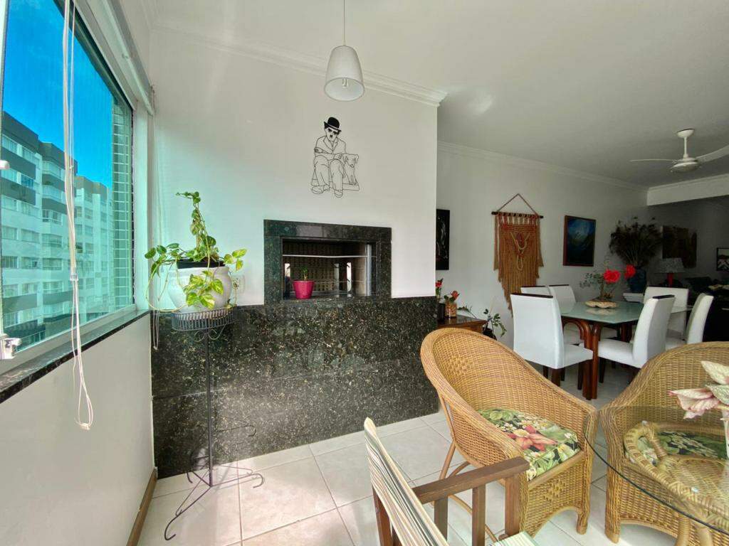 Apartamento à venda no Zona Nova: 
