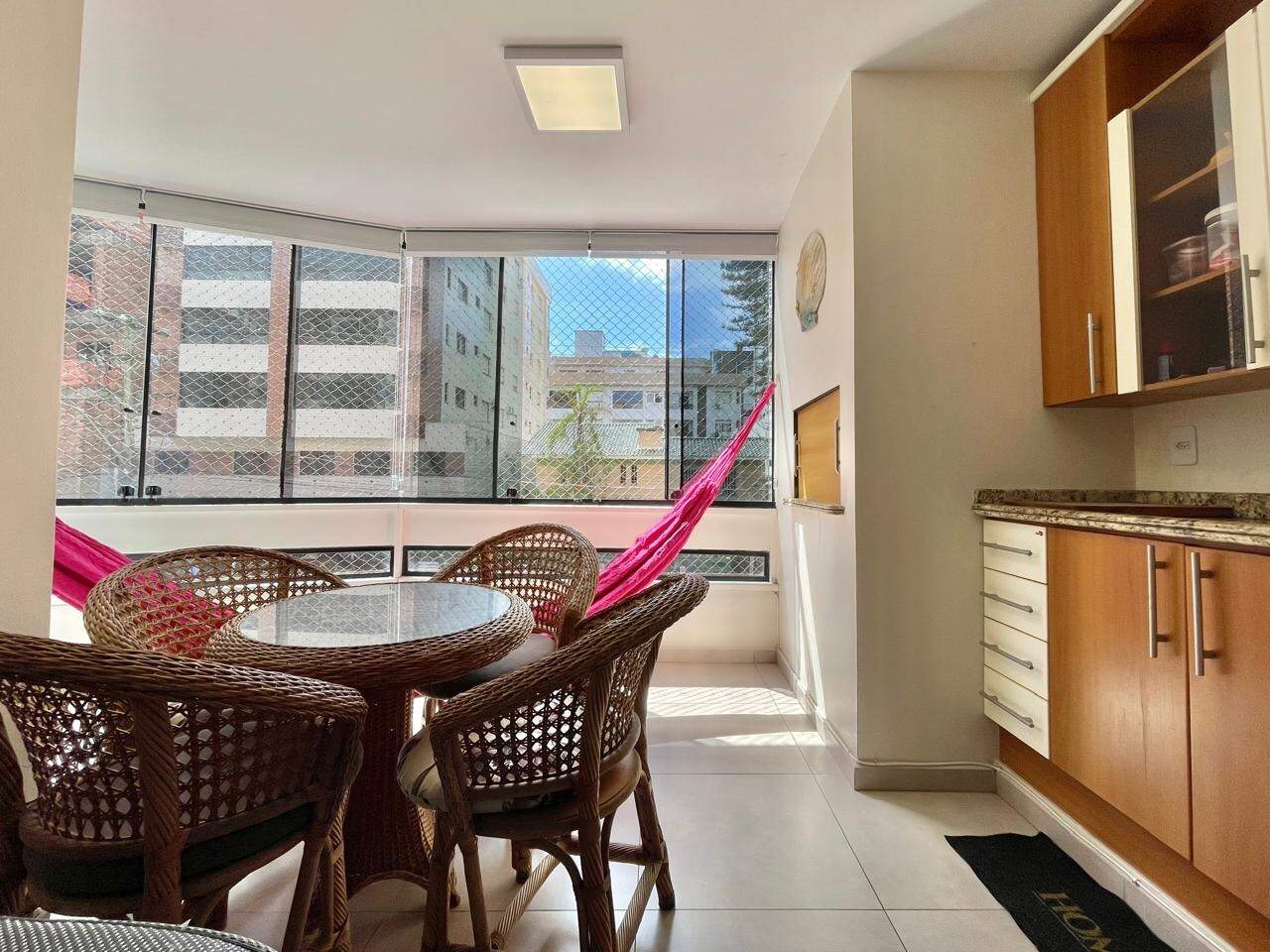 Apartamento à venda no Zona Nova: 