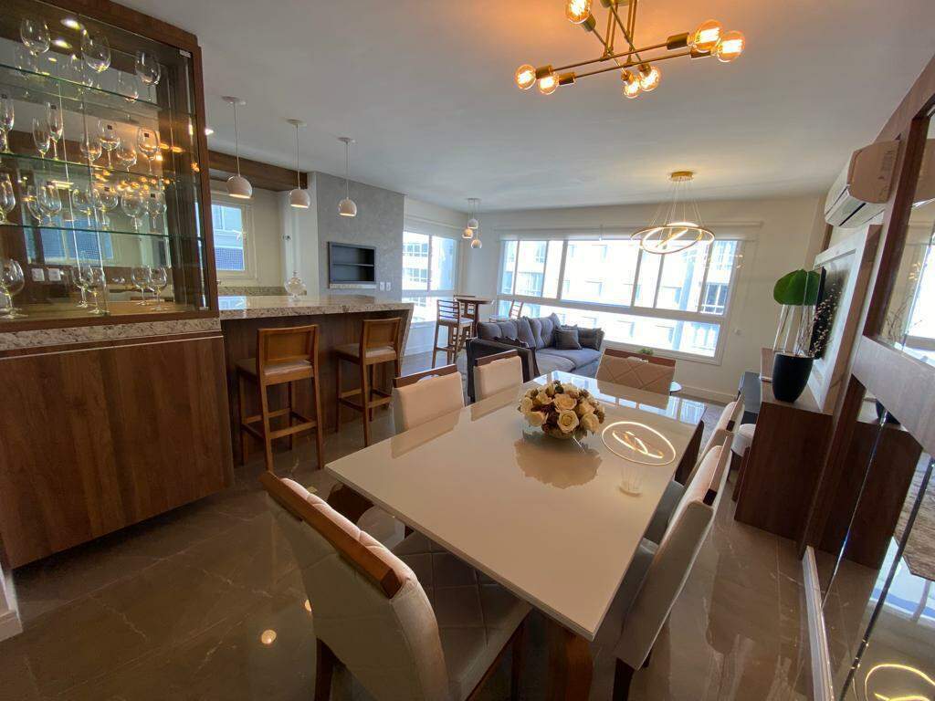 Apartamento à venda no Navegantes: 