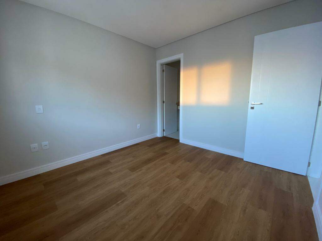 Apartamento à venda no Navegantes: 