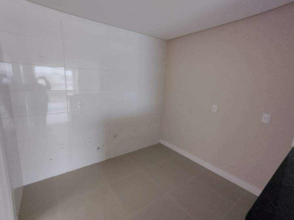 Apartamento à venda no Zona Nova: 