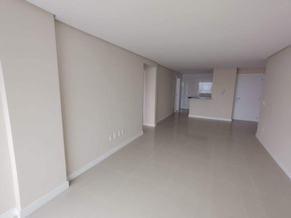 Apartamento à venda no Zona Nova: 