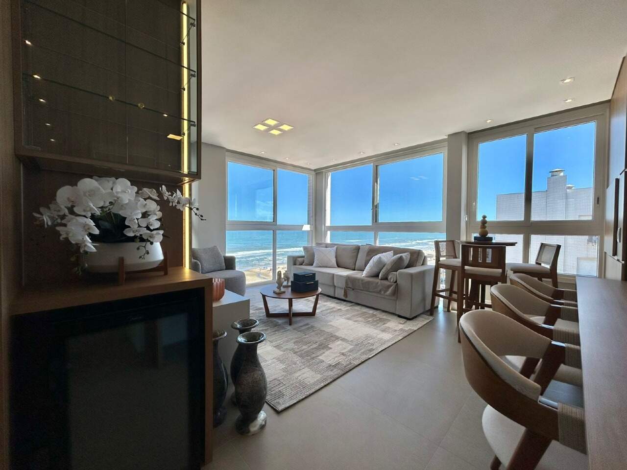 Apartamento à venda no Zona Nova: 