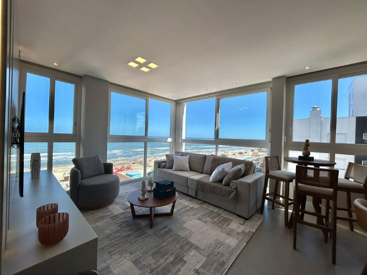 Apartamento à venda no Zona Nova: 