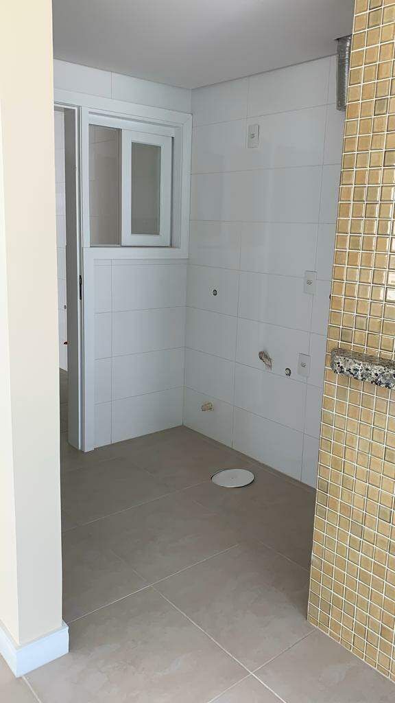Apartamento à venda no Zona Nova: 