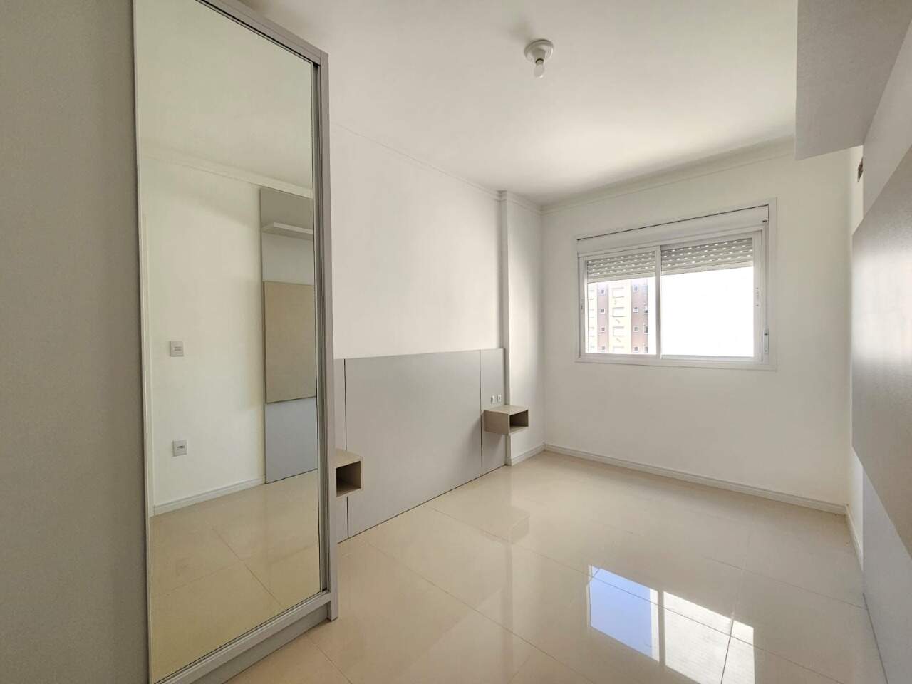 Apartamento à venda no Zona Nova: 