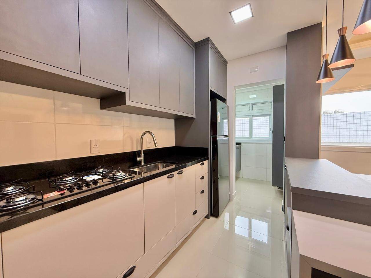 Apartamento à venda no Zona Nova: 
