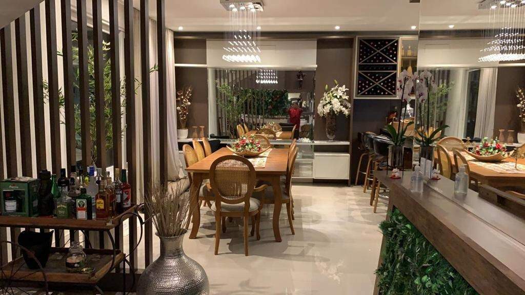 Casa em Condomínio à venda no Dubai Resort : 