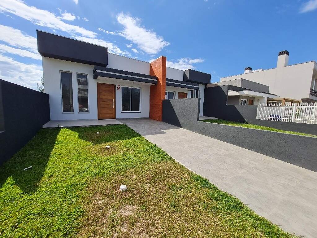 Casa à venda no Praia Zona Norte: 