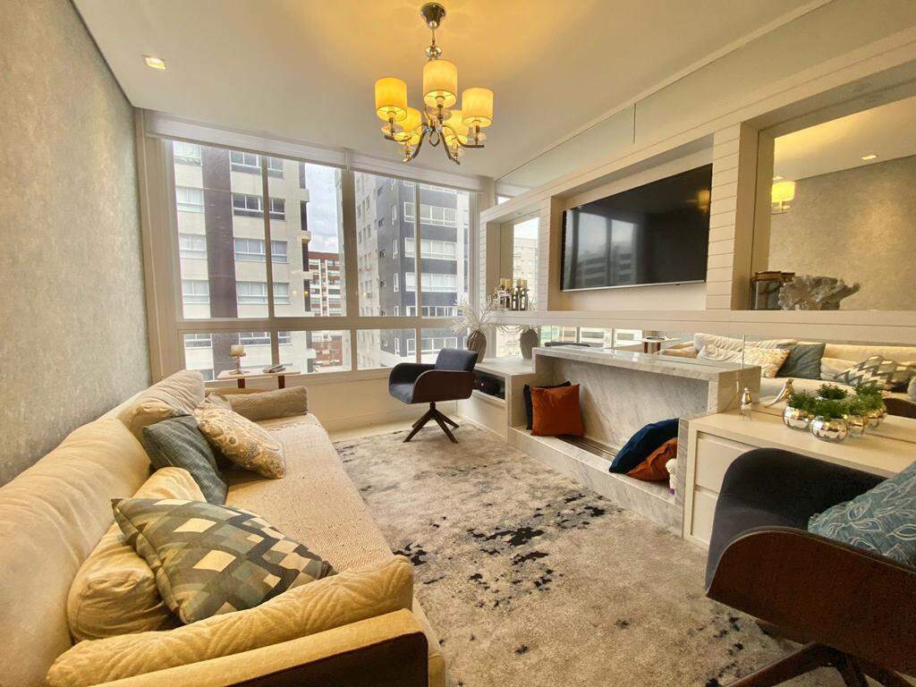 Apartamento à venda no Navegantes: 
