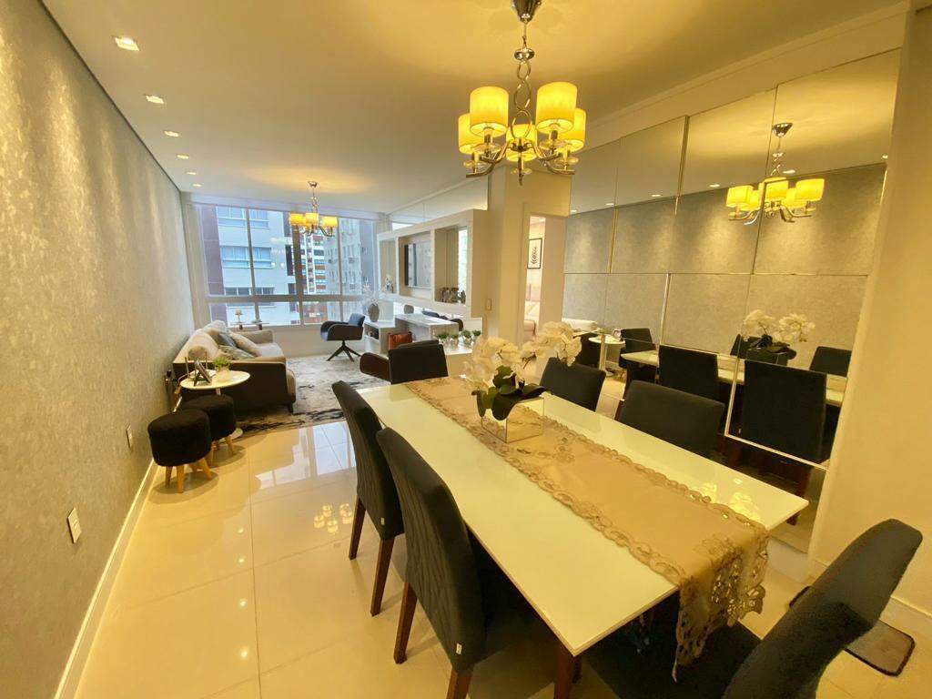 Apartamento à venda no Navegantes: 