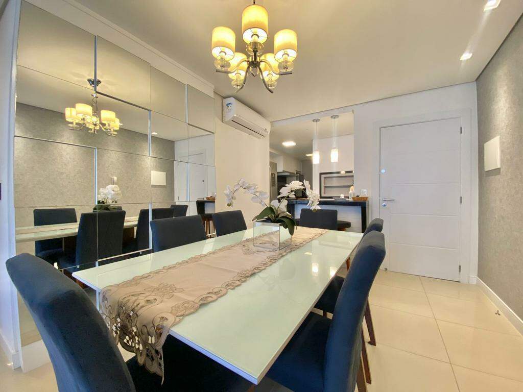 Apartamento à venda no Navegantes: 
