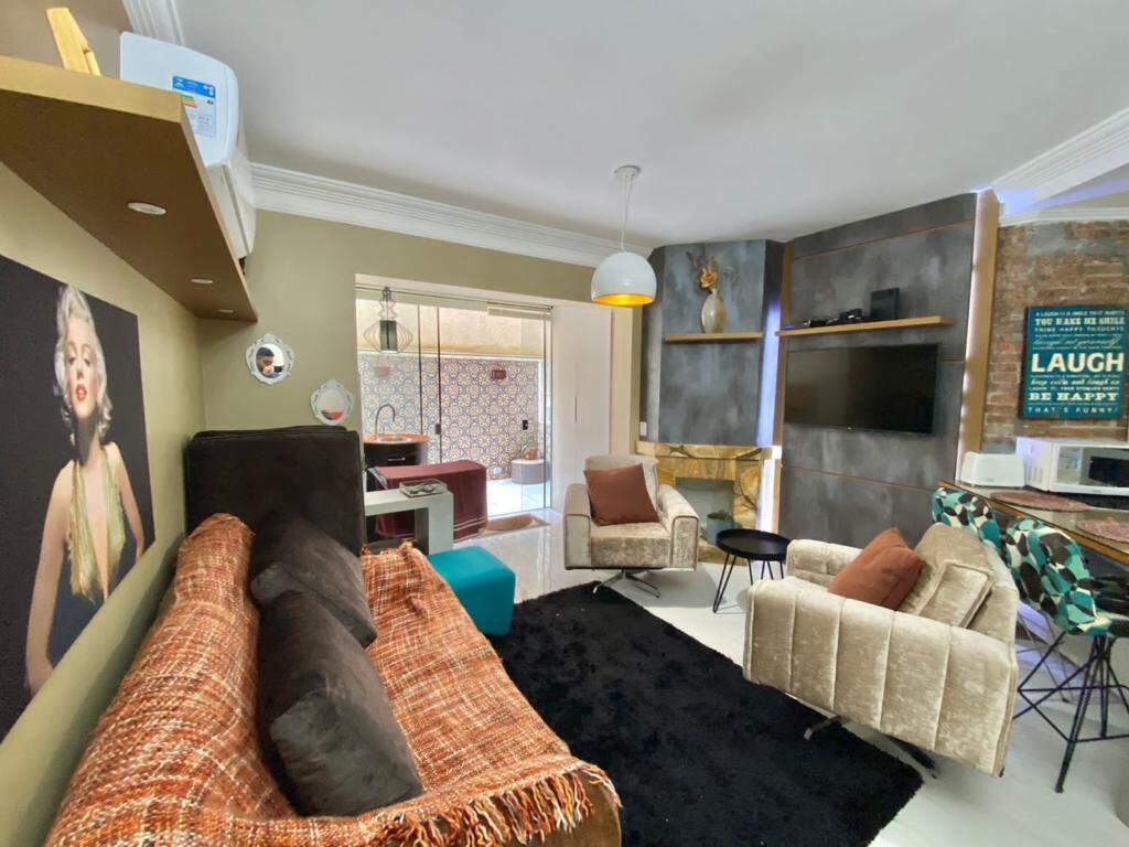 Apartamento à venda no Zona Nova: 