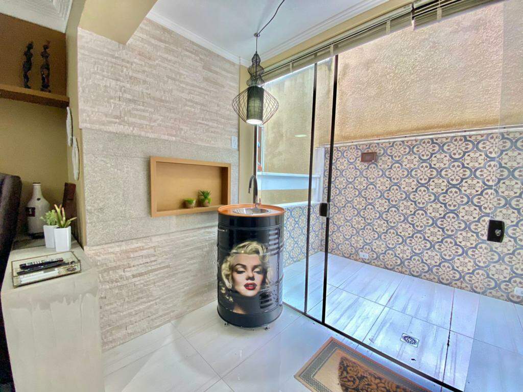 Apartamento à venda no Zona Nova: 