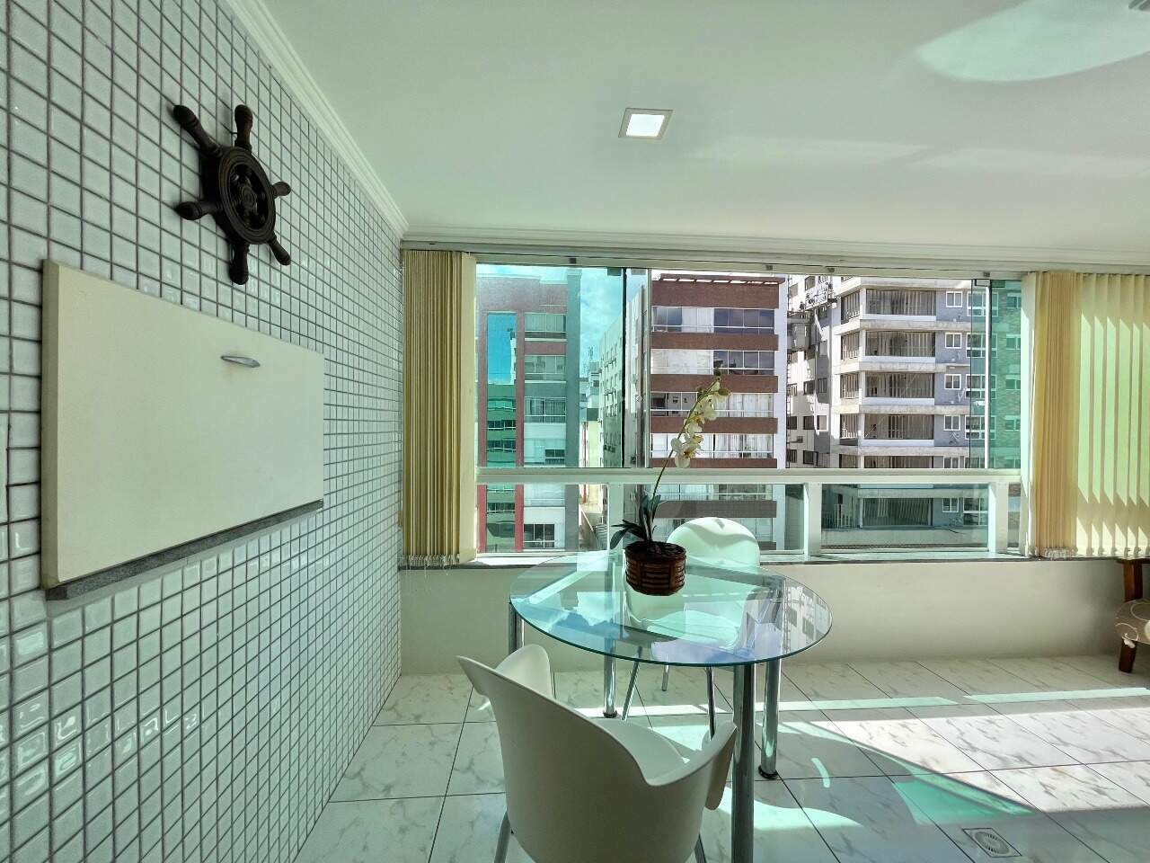 Apartamento à venda no Zona Nova: 