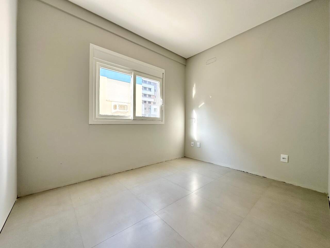 Apartamento à venda no Zona Nova: 