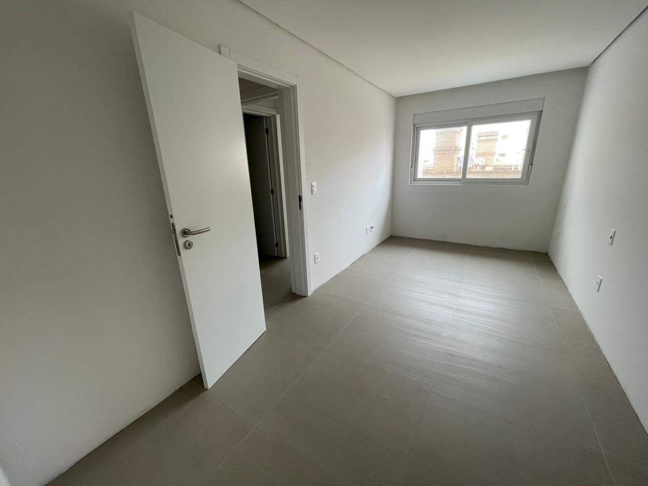 Apartamento à venda no Zona Nova: 