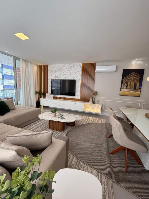 Apartamento à venda no Navegantes: 