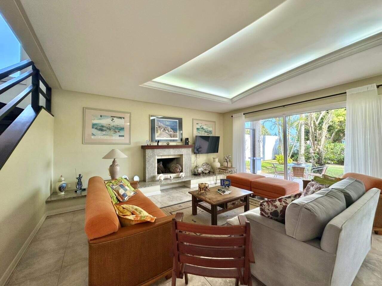 Casa em Condomínio à venda no Condominio Atlantida Lagos Park: 
