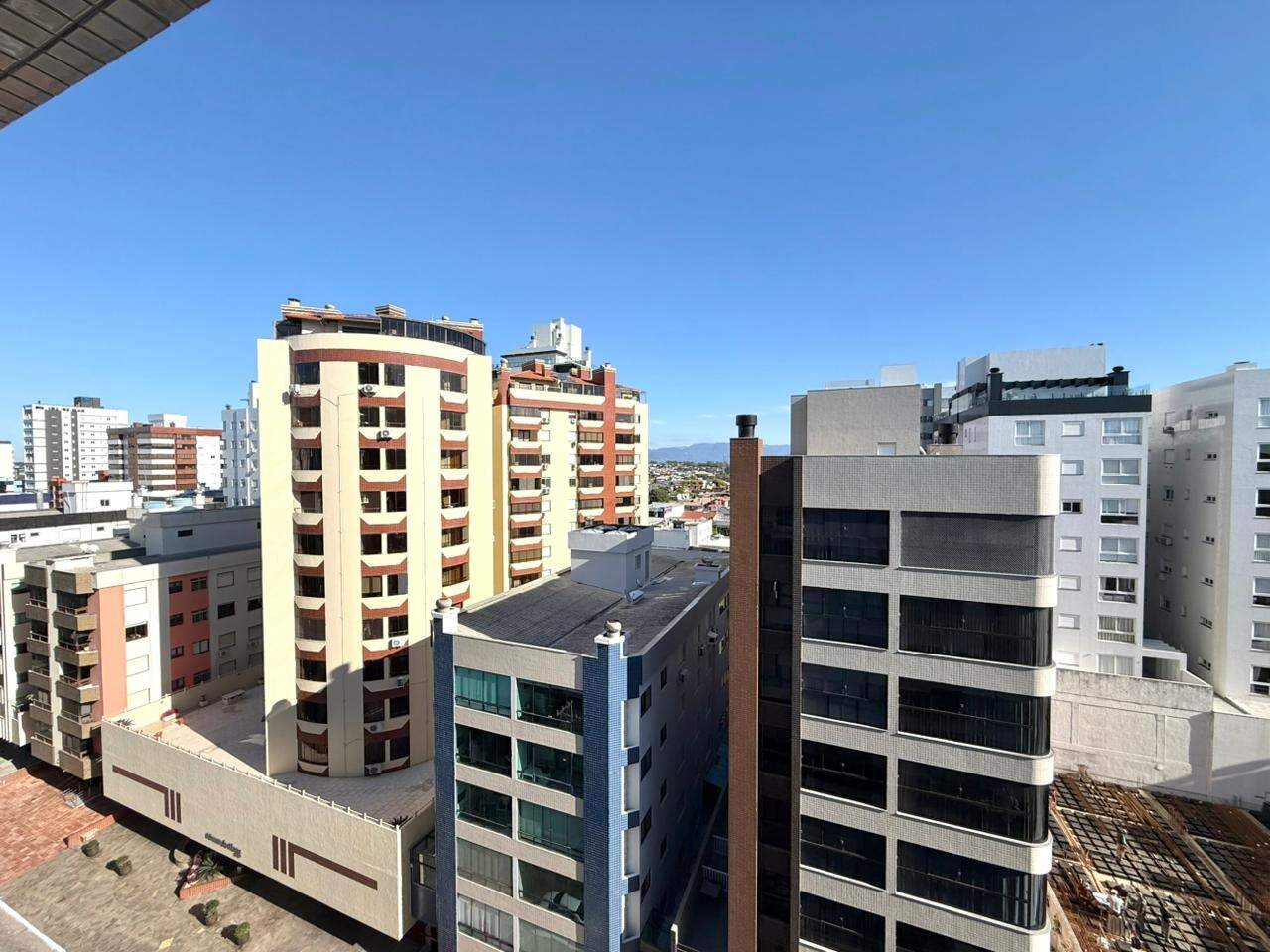 Apartamento à venda no Zona Nova: 
