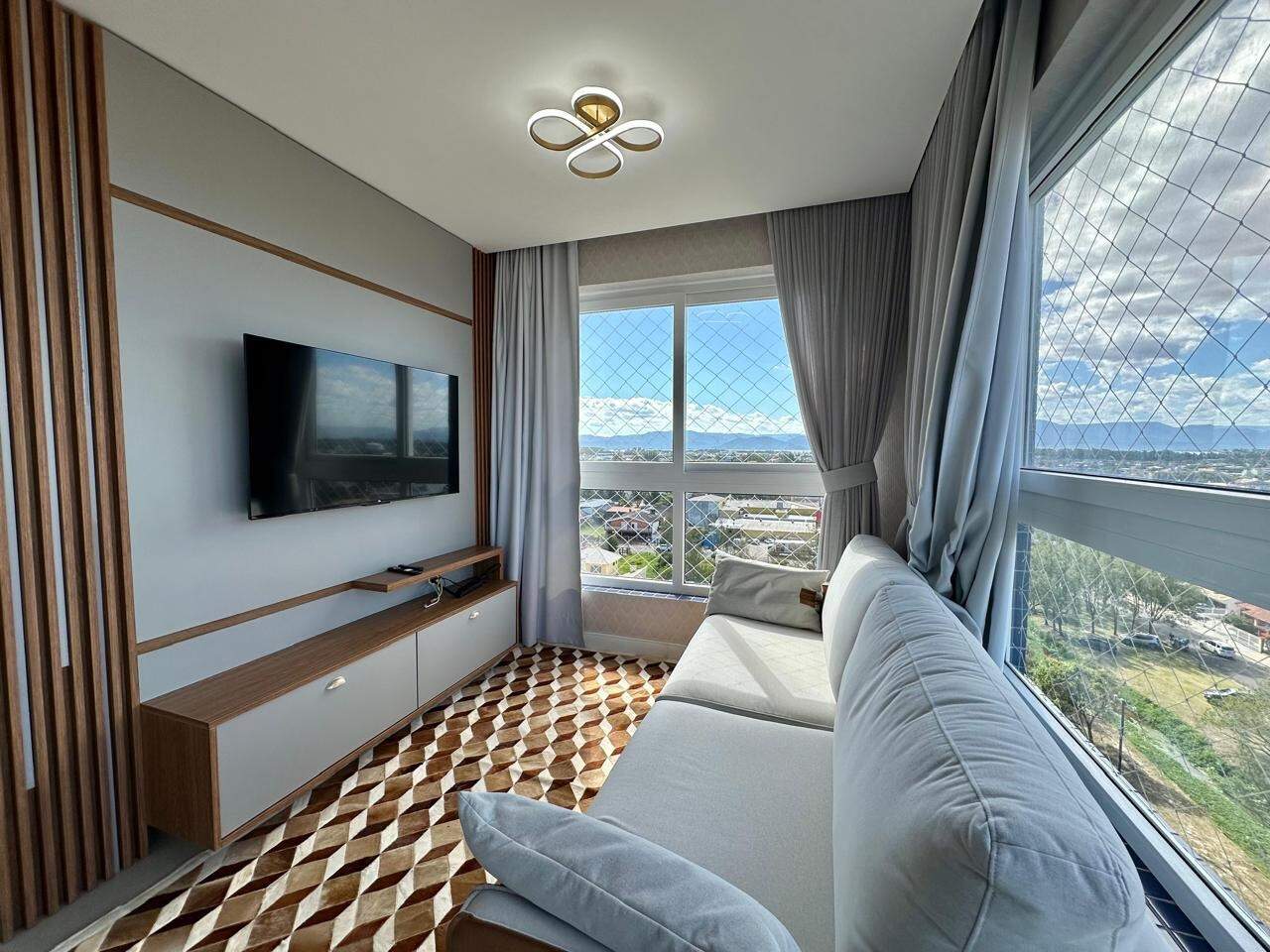 Apartamento à venda no Zona Nova: 