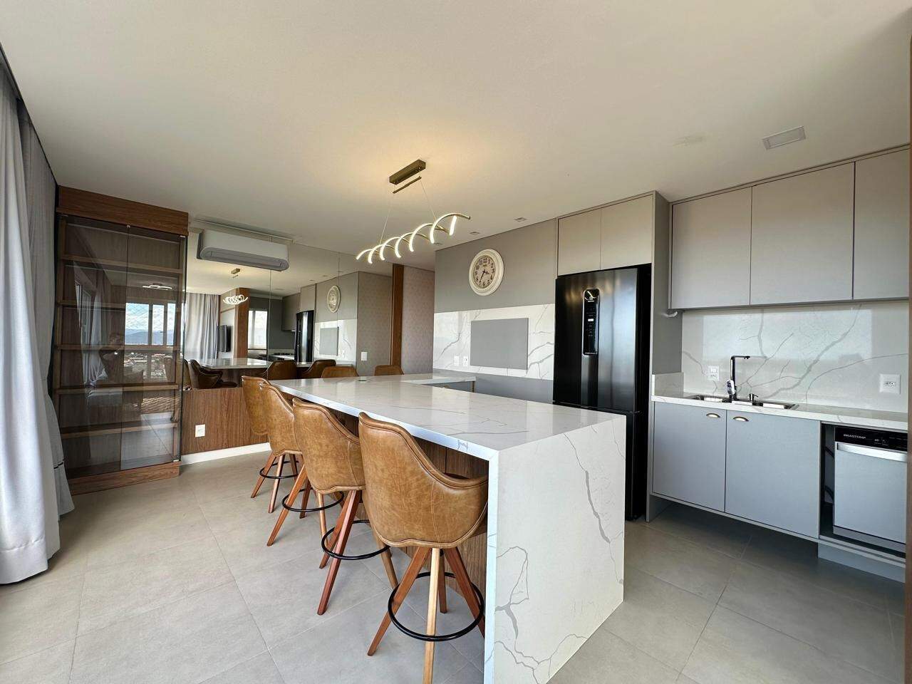 Apartamento à venda no Zona Nova: 