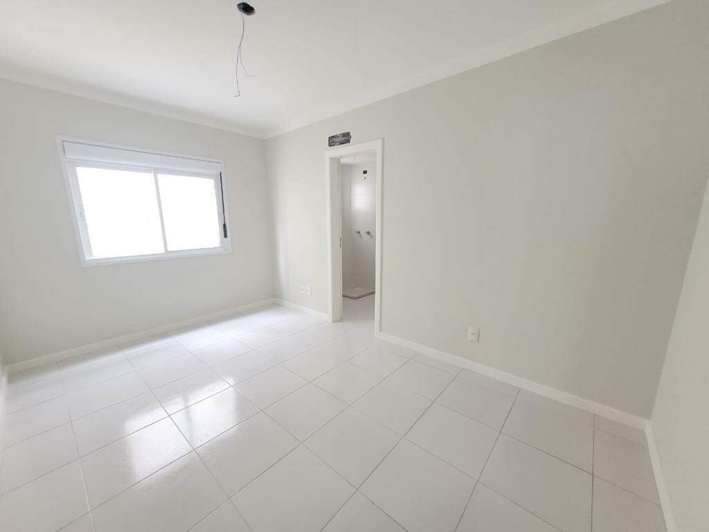 Apartamento à venda no Navegantes: 